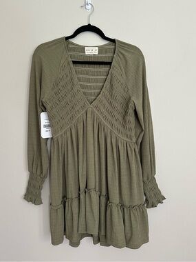 Green Smocked Babydoll Mini Dress Size Small Boho Festival Lightweight Prairie